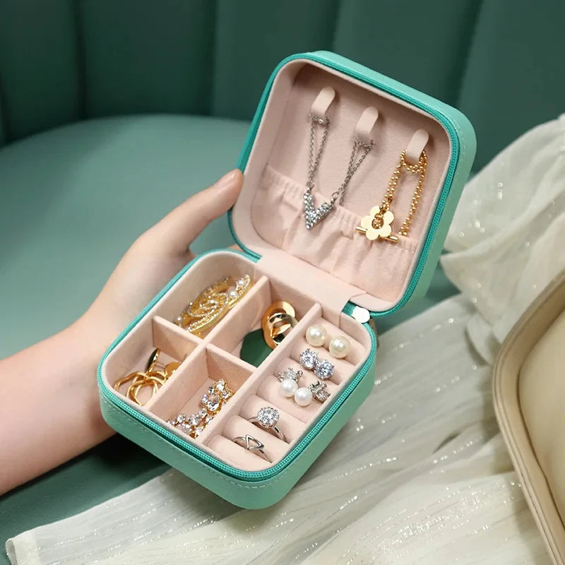LUXE™: Mini Joyero De Viajes.